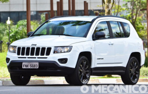 Jeep traz linha 2014 do SUV Compass ao Brasil