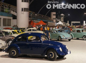 Fãs comemoram o Dia Mundial do Fusca nesta terça-feira em São Paulo/SP