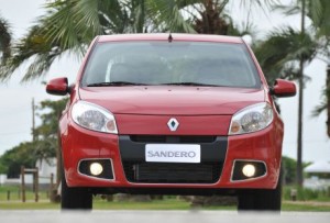 Renault anuncia recall dos modelos Sandero, Sandero Stepway e Logan
