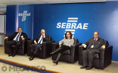 Coletiva de lançamento da cartilha contou com representantes do Sindirepa-SP e do Sebrae-SP
