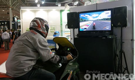 Baterias Heliar lança novos produtos no Salão Duas Rodas 2015