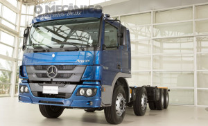 Mercedes-Benz renova a linha de caminhões semipesados Atego