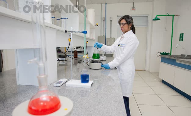 626-IQA-LABORATORIO-QUÍMICO