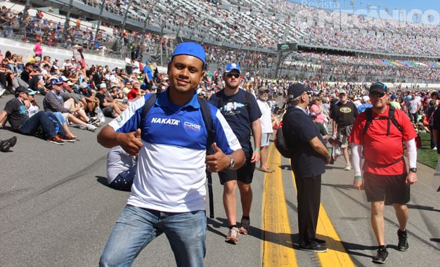 Renato na visita à pista aberta ao público