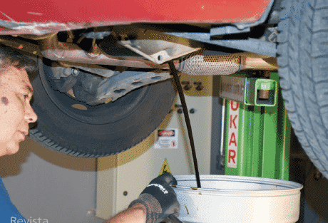Flushing pode prejudicar motores de três cilindros com correia banhada em óleo: entenda