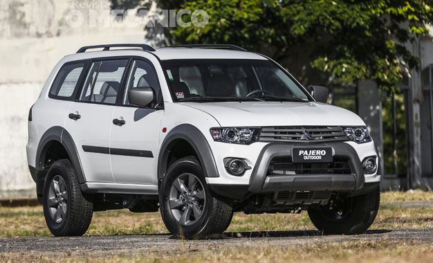 626-MITSUBISHI-PAJERO-OUTD1