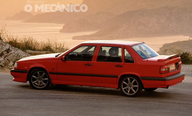 626-Volvo_850_R-TRASEIRA