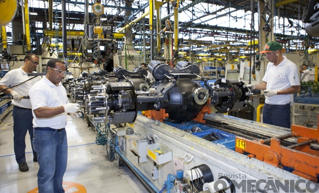 626-MERITOR-60-ANOS-FABRIC2