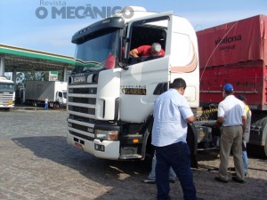 Nakata checa a barra de direção nos dias 20 e 21 de setembro no Caminhão 100%