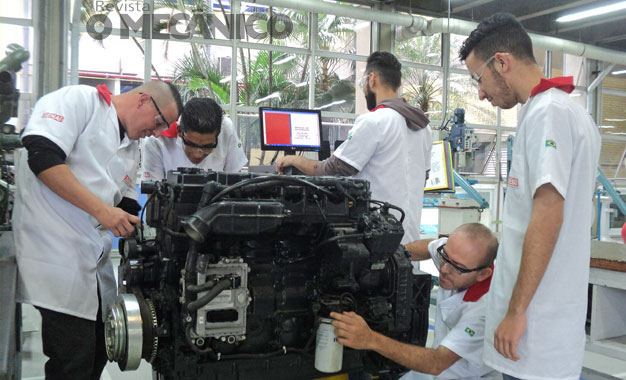 FPT Industrial doa motores diesel para o SENAI-Vila Leopoldina