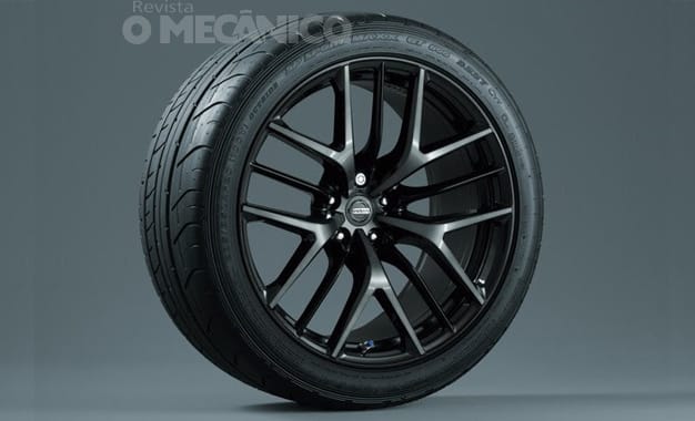 Dunlop produz pneu exclusivo para o superesportivo Nissan GT-R