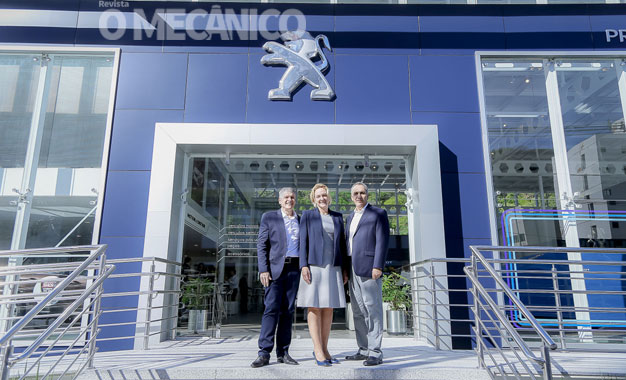 Peugeot inaugura concessionária em Vitória
