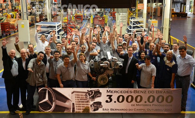 Mercedes-Benz comemora 3 milhões de motores produzidos no Brasil