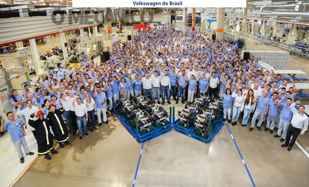 VW ultrapassa 100 mil motores 1.4 TSI fabricados para exportação em São Carlos/SP