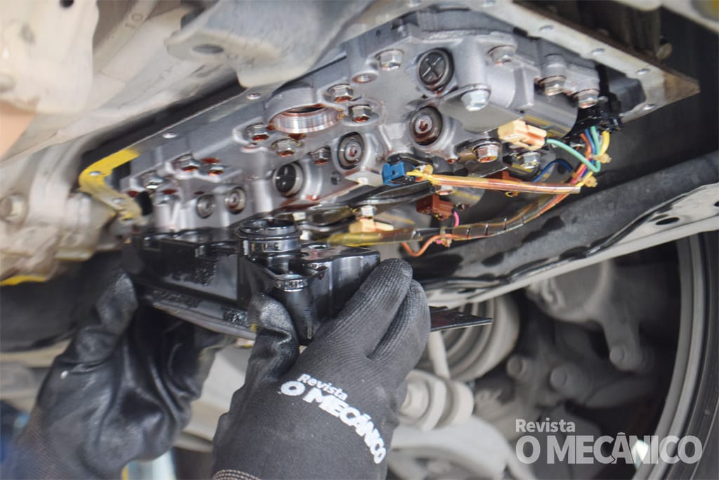 Câmbio: Troca de óleo e filtro do câmbio automático do Toyota RAV4 2014
