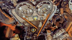 Correias banhadas a óleo: entenda a importância da lubrificação nesse sistema