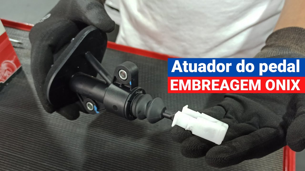 Atuador de embreagem: cilindro-mestre do Onix (remoção e instalação ...