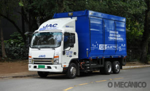 JAC lança caminhão elétrico no Brasil com PBT de 12,5 t