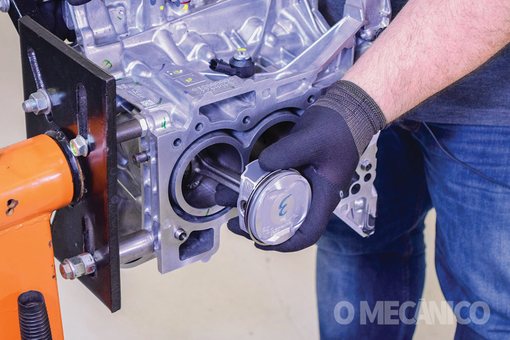 Manutenção do motor B4D LS 1.0 de 3 cilindros do Renault Kwid