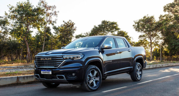 Torque de aperto do motor Hurricane 4 da Rampage, Compass e Commander: veja os principais valores