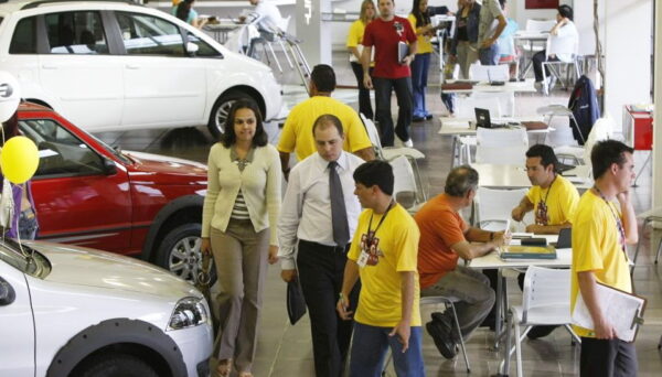 Calmon | Nissan acompanha Renault e aumenta aposta no País
