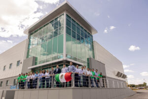 Dayco inaugura fábrica no México para produzir correias de transmissão
