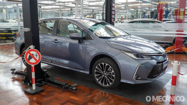 Toyota Corolla Altis Hybrid é sofisticado sem complicar a vida do mecânico