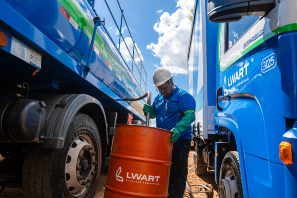 Lwart projeta 360 milhões de litros de OLUC rerrefinados em 2024