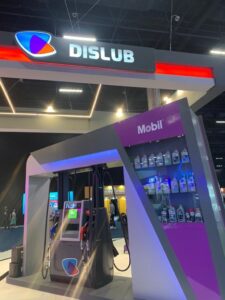 Lubrificantes Mobil e Grupo Dislub Equador firmam parceria