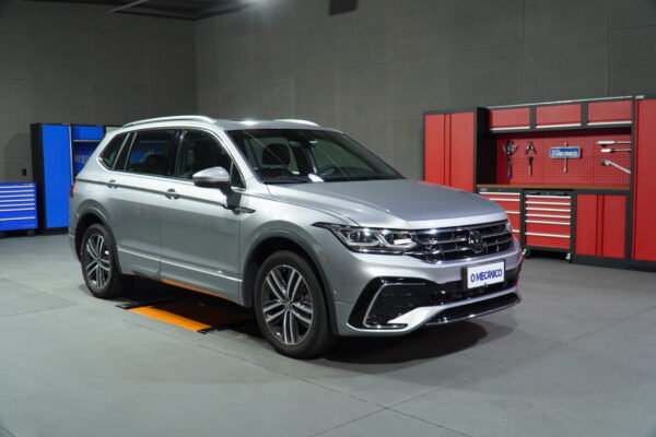 VW Tiguan R-Line perde potência e torque, mas será que manteve a manutenção simples? Veja Raio X