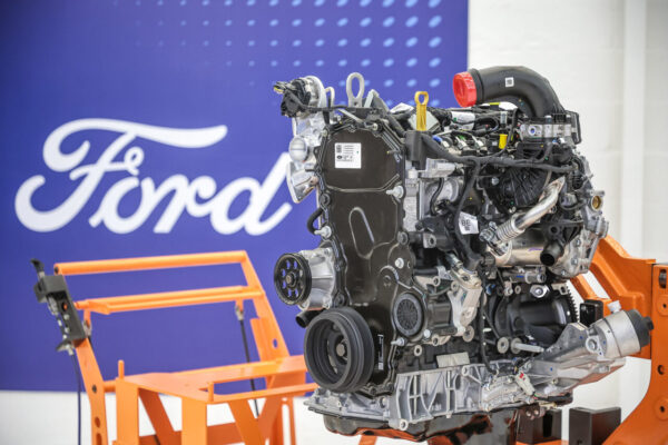 Ford inicia produção do Motor 2.0 Panther na Argentina