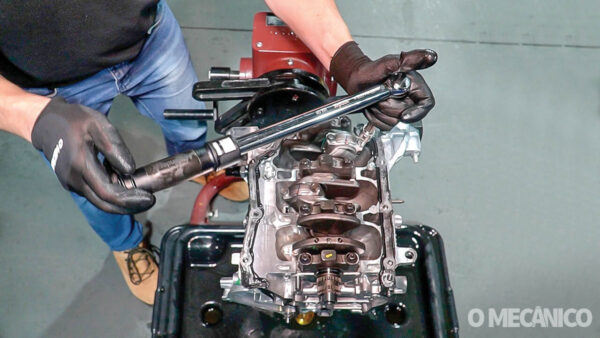 Montagem do motor do Renault Kardian (Horse HR10) passo a passo (parte 2)