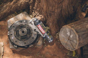 Veja como utilizar o reparador de pneus da Motul