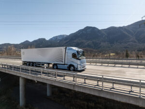 Volvo mostra novos elementos aerodinâmicos para caminhões