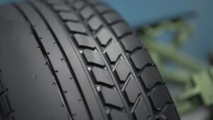 Pirelli lança edição limitada do primeiro P Zero