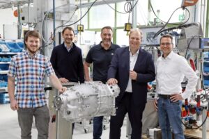 ZF alcança dez mil unidades produzidas do CeTrax para veículos comerciais