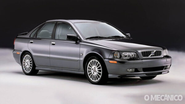Troca da correia de sincronismo Volvo S40 1.8 B4184S