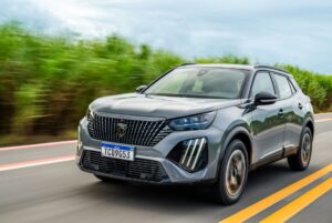 Peugeot convoca recall 208 e 2008 produzidos entre 2024 e 2025 por risco de incêndio