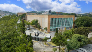 Volkswagen inaugura novo centro de formação profissional com o Senai