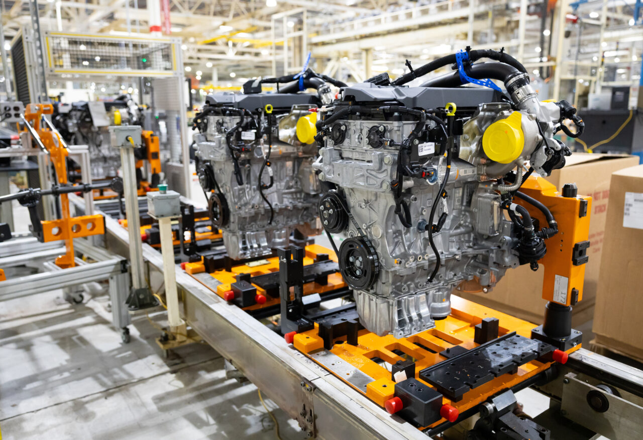 Stellantis apresenta novo conjunto híbrido com motor 1.6 turbo