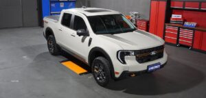 Raio-x Ford Maverick Tremor: quais as diferenças para outras versões e como fica a manutenção?