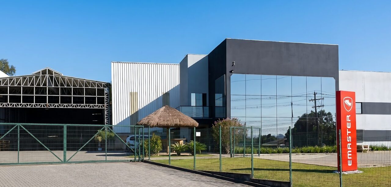 Emaster amplia produção nacional e fortalece portfólio ao completar 29 anos