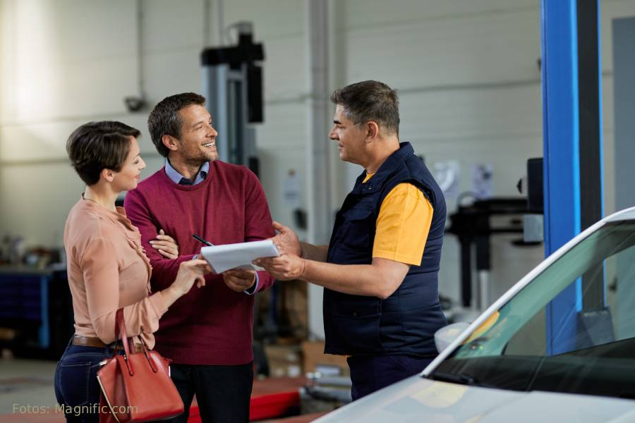 Como transformar visitantes em clientes fiéis da sua oficina?
