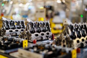 Linha de fundição de cabeçote por gravidade da Horse Powertrain