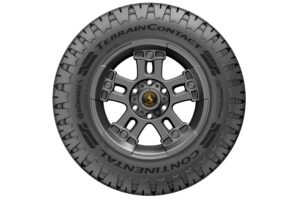 Pneu Continental TerrainContact A/T2 visto lateralmente